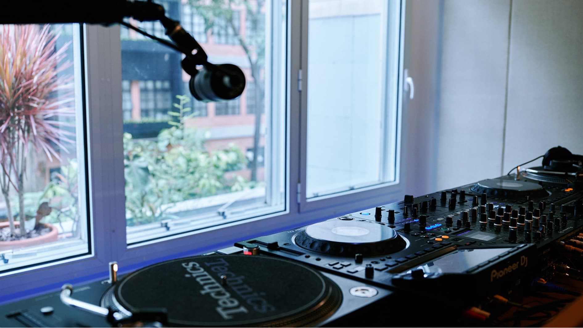 Rádio VENENO